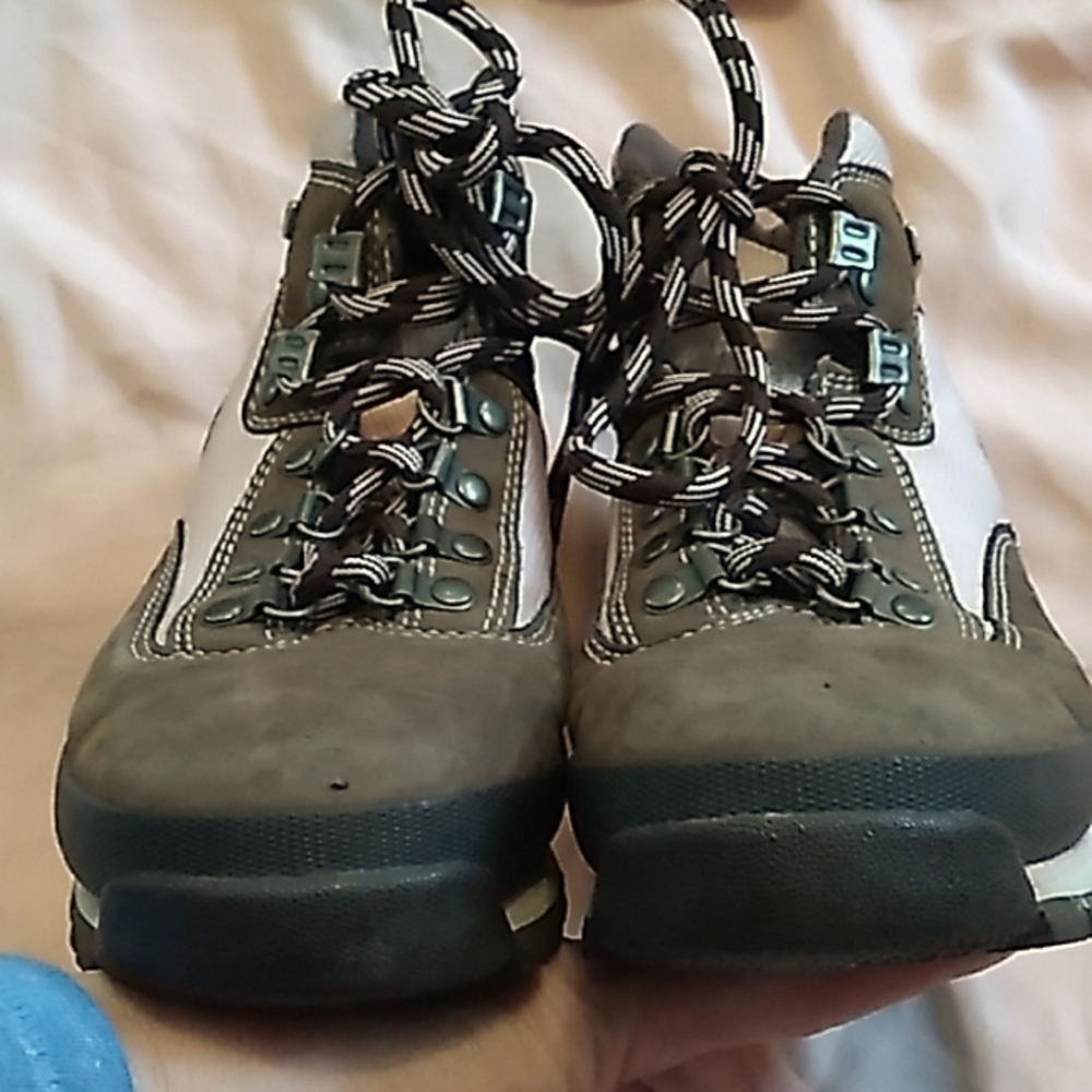 🩷🥾 Women's Timberland leather  hiking shoes brown pinkish peach size 7.5.🩷🥾 - Picture 5 of 13